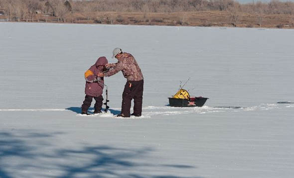 【釣り】家族で楽しみたい、山中湖の冬の風物詩