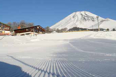 日本一早い、スキーシーズン開幕！ スノータウンイエティがオープン！